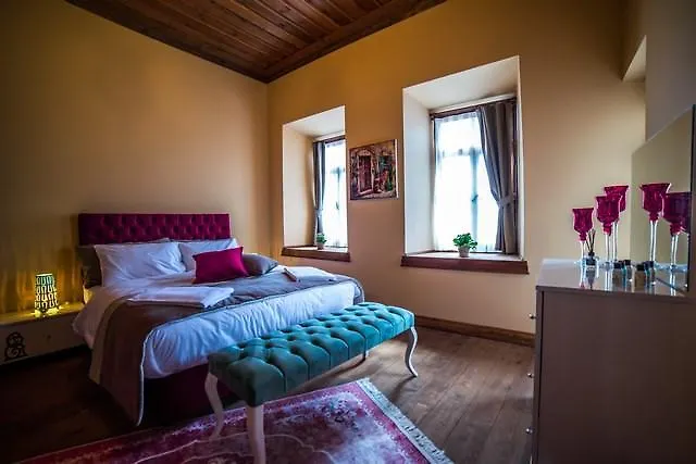 Sanart Guest House & Loca Garden Bergama Turkije